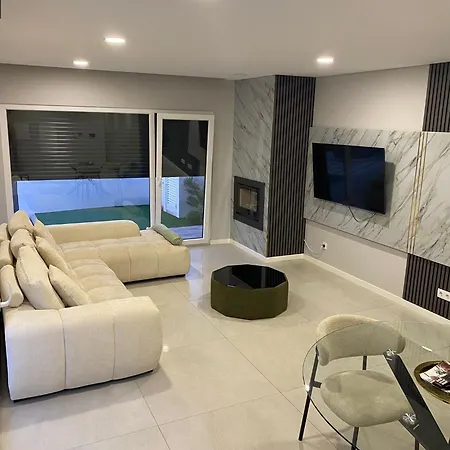 Moradiat4 Com Piscina * Arrentela